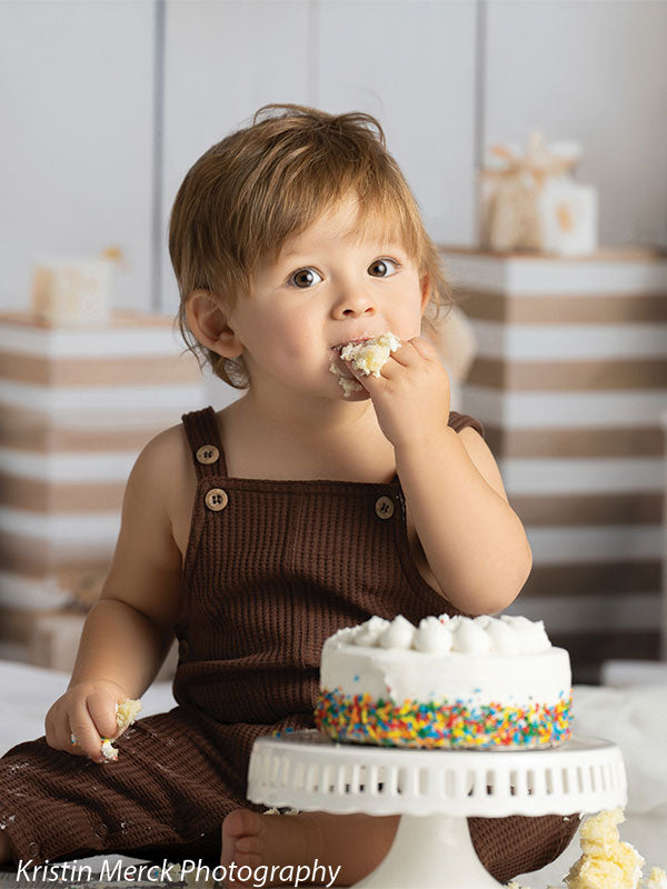 Gold & White Balloon Bliss Cake Smash Backdrop