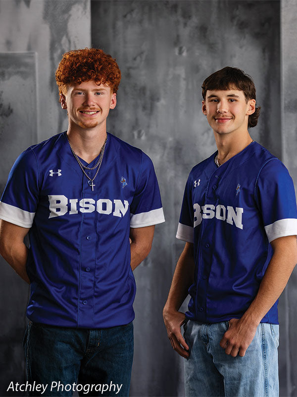 Textured Gray multi-panel photography backdrop shown with two senior athletes in blue Bison baseball jerseys CP-8817