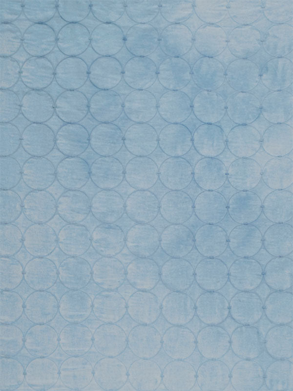 Blue Circles Photography Backdrop - Photography backdrop with a soft blue circular pattern, ideal for children's photoshoots.