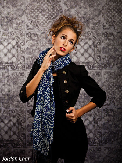 Vintage-inspired gray backdrop for portraits and fine art.