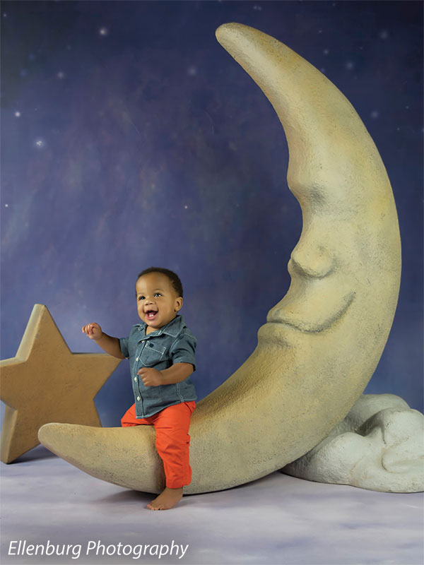 A deep violet night sky photography backdrop with misty clouds and glowing stars, perfect for celestial and fantasy-themed portraits.