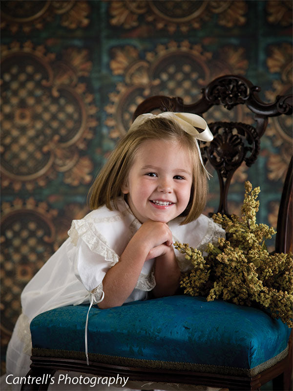 Textured classic backdrop with patina tones for children or family portraits